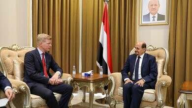 وزير الخارجية يبحث مع المبعوث الأممي مستجدات الأوضاع في اليمن
