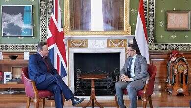 رئيس الوزراء يعقد جلسة مباحثات مع وزير الخارجية البريطاني