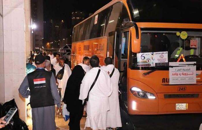 وزارة الأوقاف تعلن اعادة الحجاج العالقين في مطار جدة الى مكة المكرمة