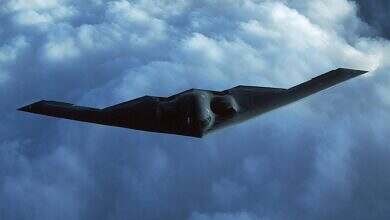 موقع أميركي: قاذفات B-2 لم تُسقط قنابل خارقة للتحصينات على الحوثيين في اليمن